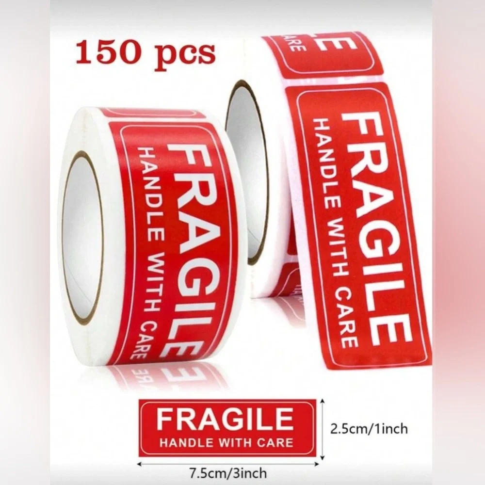 150 Red Fragile Handle With Care stickers